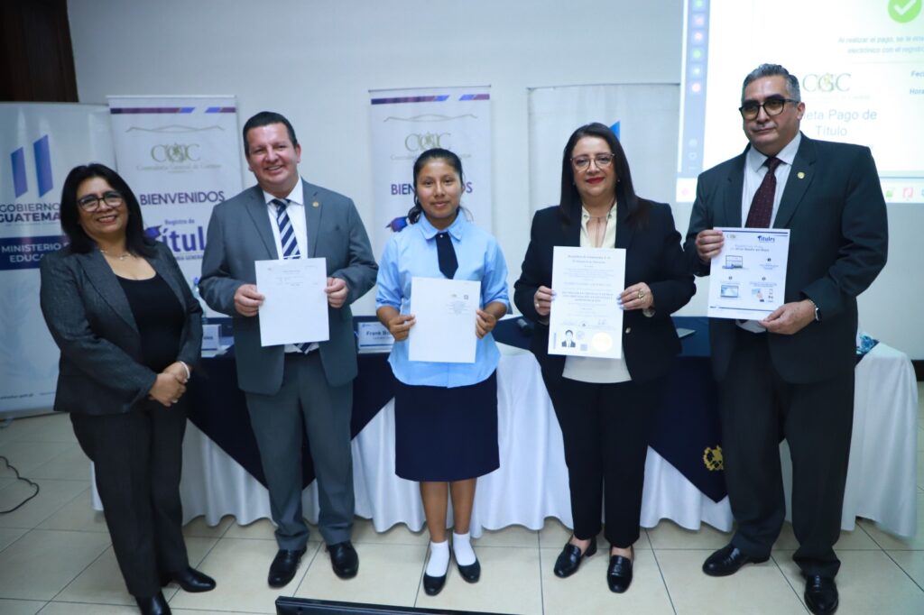 Firman convenio para facilitar registro de títulos y diplomas del nivel ...