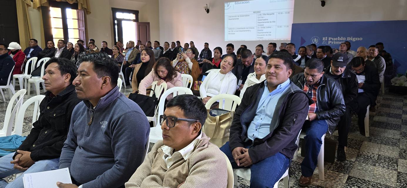 Dideduc de Alta Verapaz respalda procesos para fortalecer la supervisión educativa
