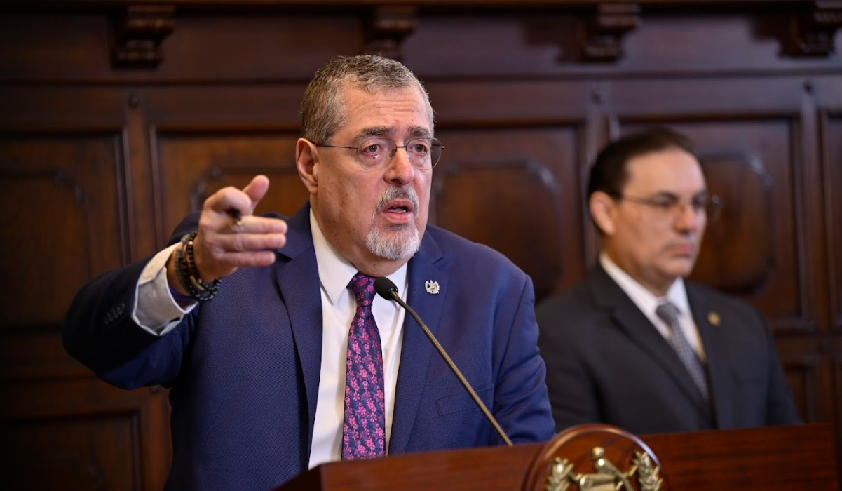 Presidente: “Ellos fijaron salarios que no hubieran sido autorizados por el Ejecutivo porque están fuera de proporción”