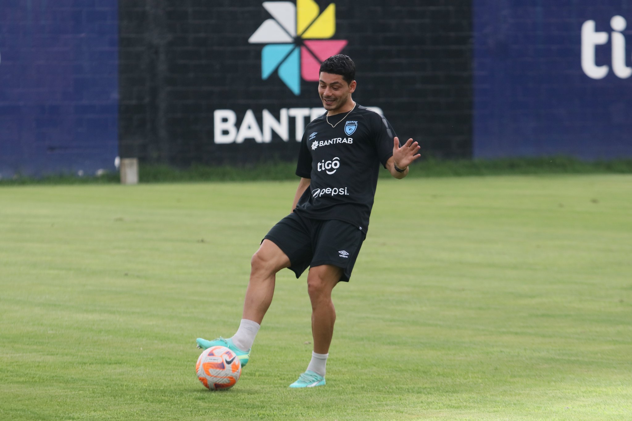 Darwin Lom se une al The Strongest de Bolivia y jugará la Copa Libertadores