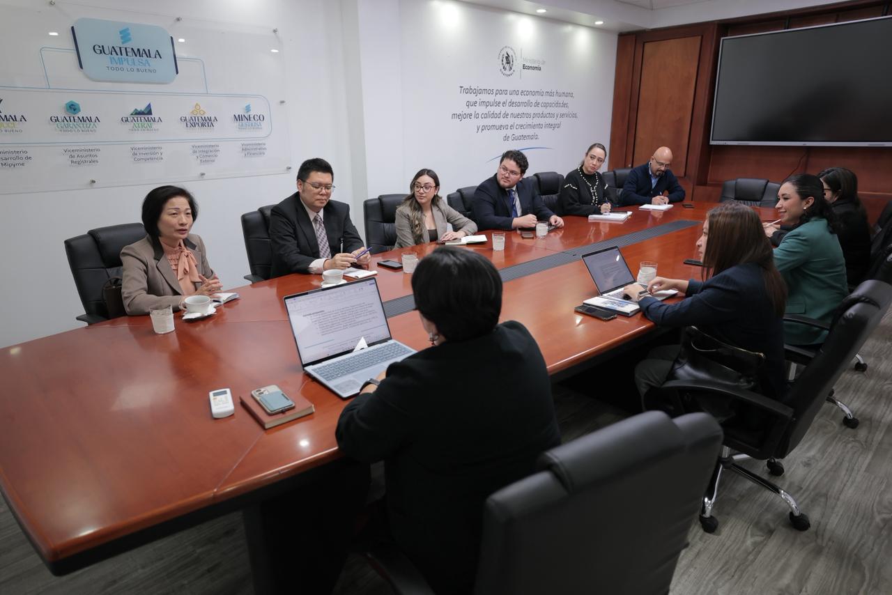 Primera reunión para avanzar con la estrategia de la Ruta del Chip