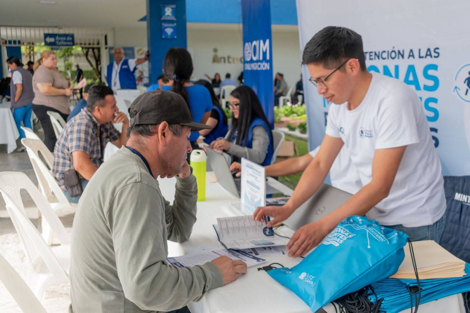 Mintrab celebra feria de empleo ofreciendo más de 300 oportunidades de trabajo