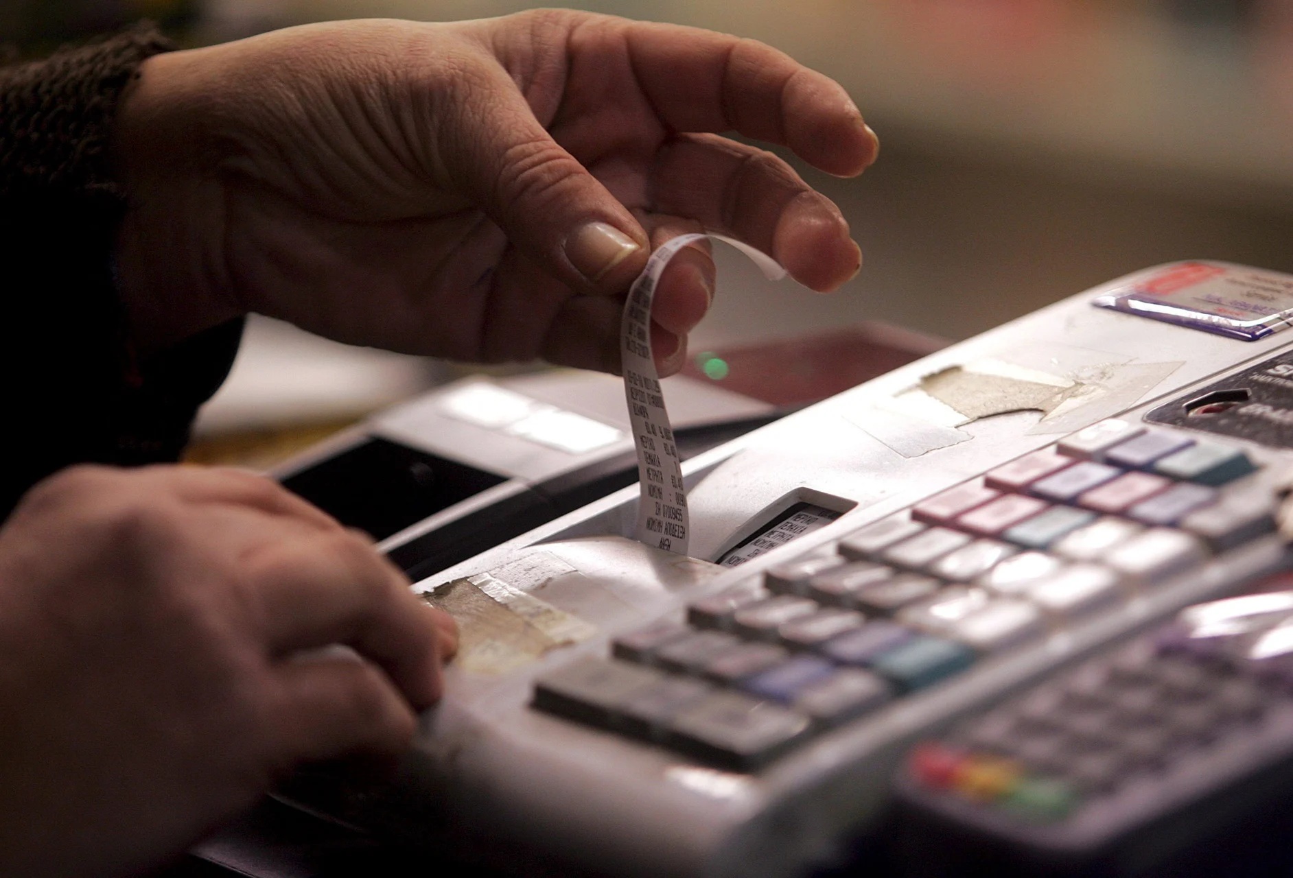 Científicos crean una alternativa a sustancias nocivas presentes en muchos tiques de caja