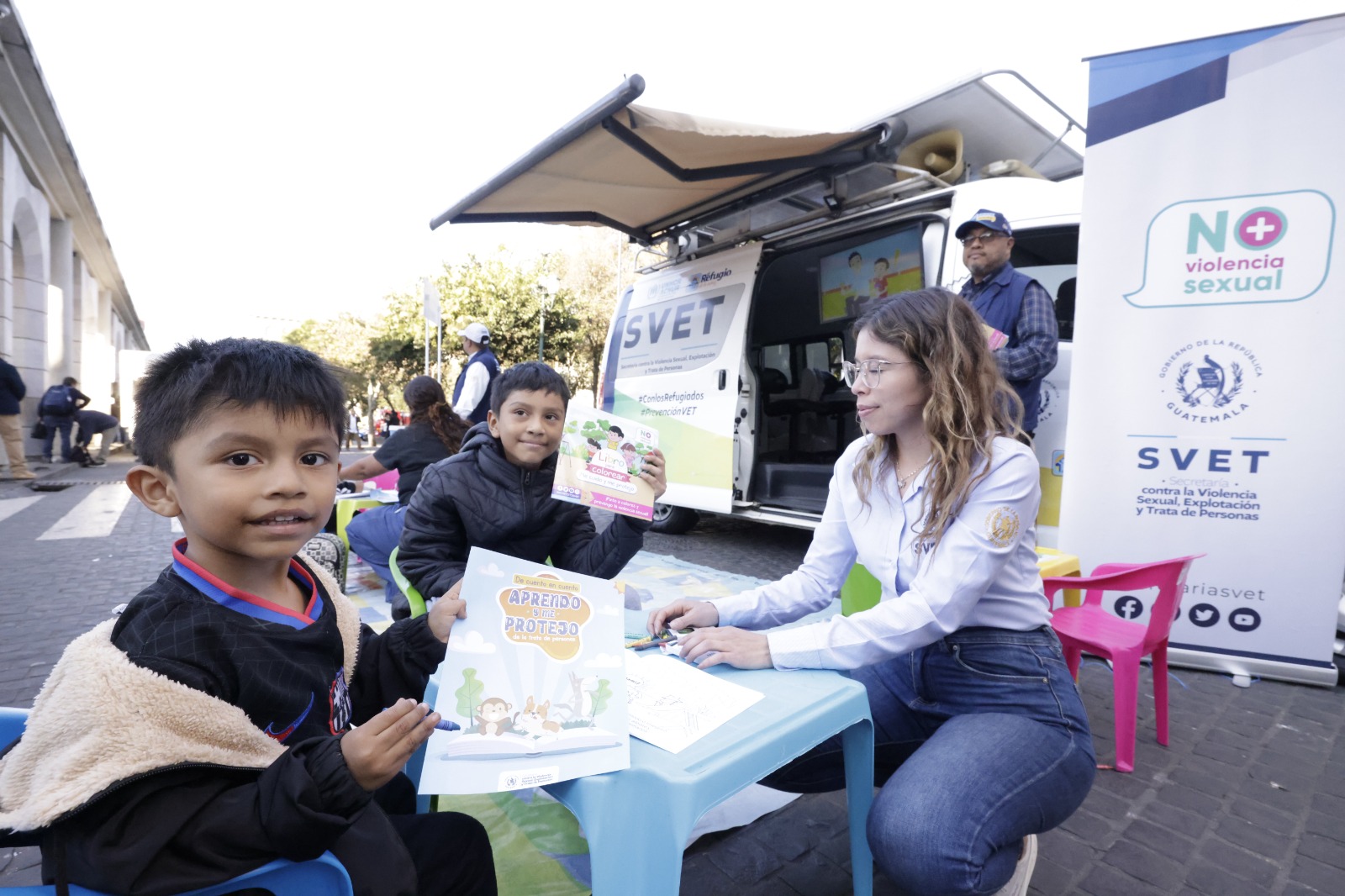 Instituciones de Gobierno se acercan con estands a la población en el Informe Abierto al Pueblo de Guatemala