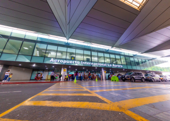 Aeropuerto La Aurora recibió más vuelos en el 2025