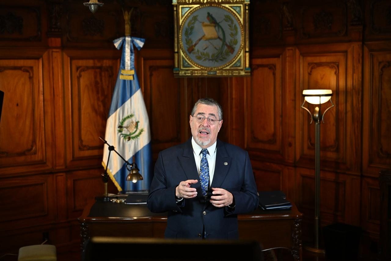 Presidente Arévalo llama a la población guatemalteca a participar y vigilar elecciones de segundo grado