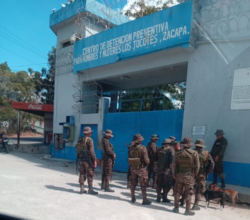 Mantienen controles de seguridad en el Centro de Detención Los Jocotes, Zacapa