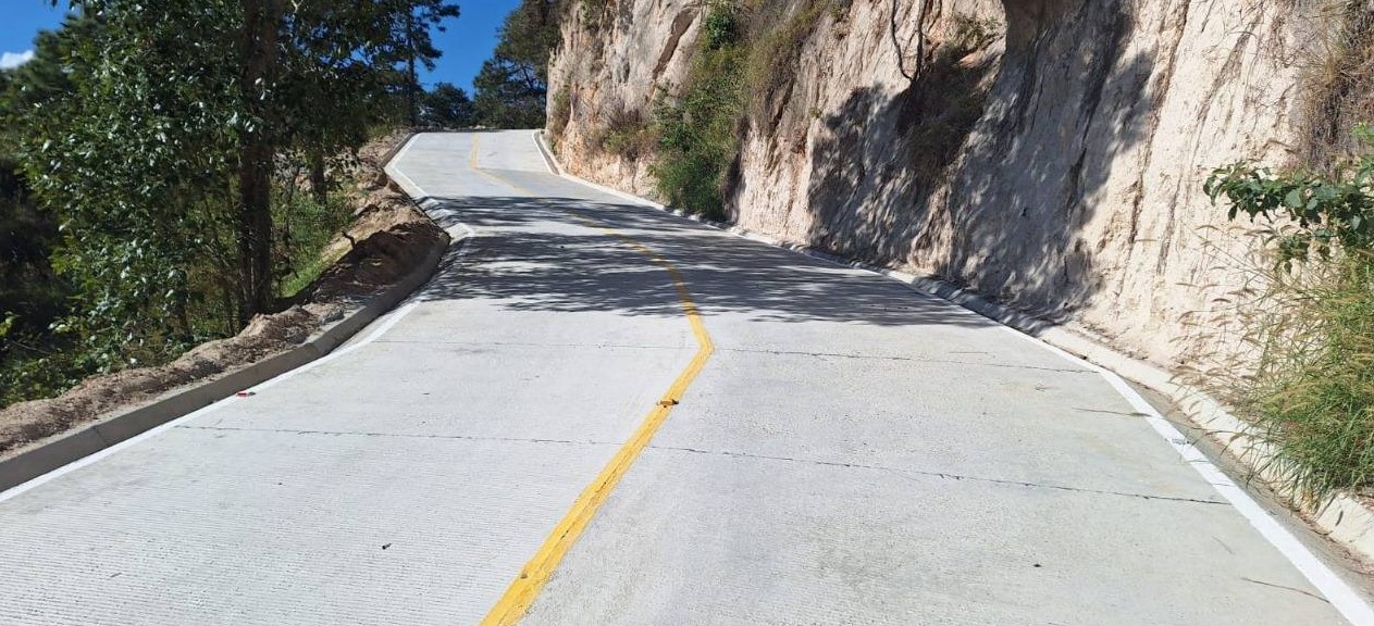 Proyectos fortalecen infraestructura vial y educativa en Quiché