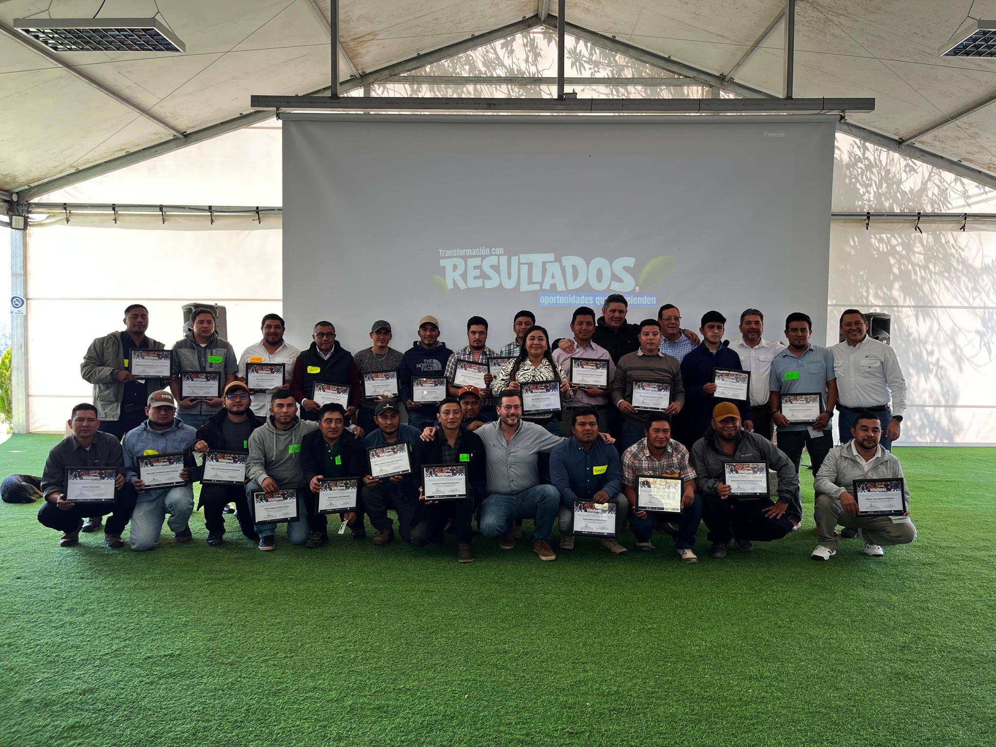 Cooperación entre Guatemala y Estados Unidos impulsa transformación agrícola con resultados históricos