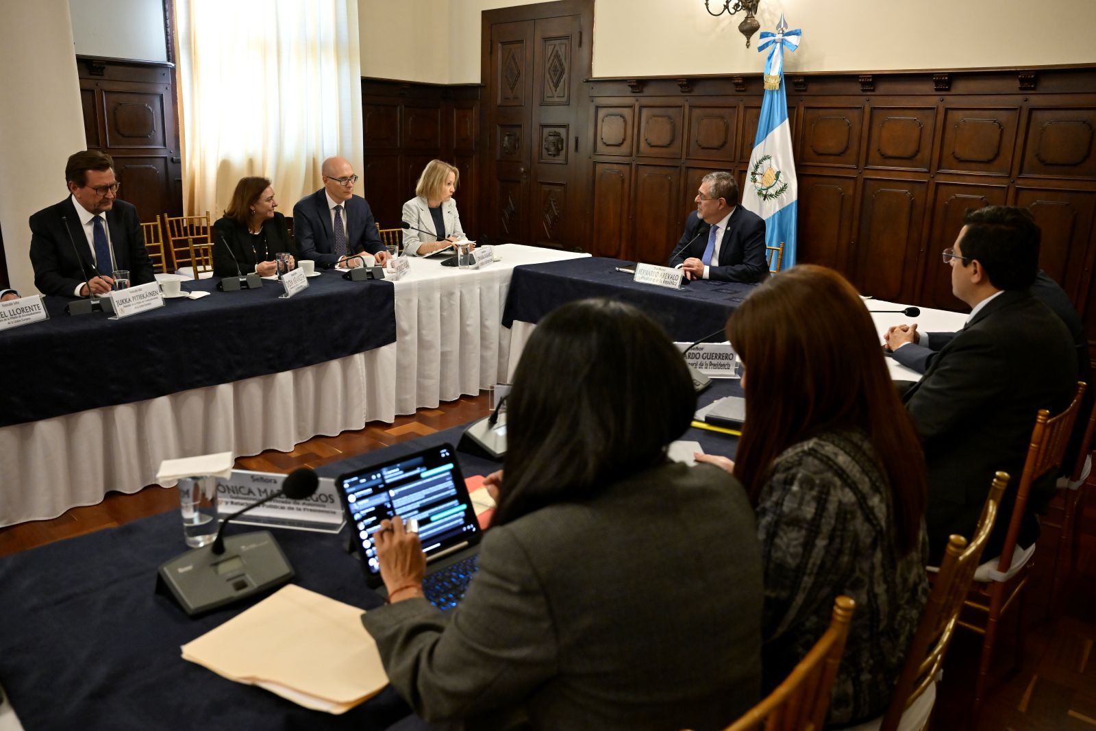 Presidente Arévalo valora labor de seguimiento de la OEA de procesos de designación de autoridades justicia