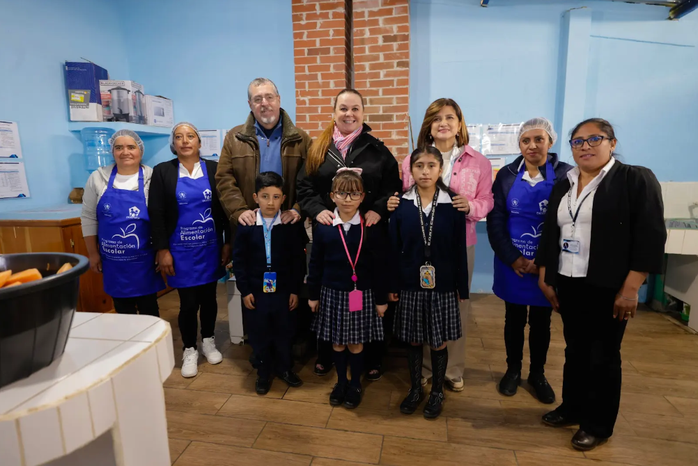 Vicepresidenta Karin Herrera: “Este gobierno está dando pasos significativos para mejorar las escuelas”