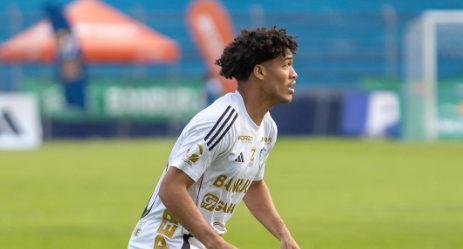 Comunicaciones sale de puestos de descenso en la tabla acumulada al derrotar a Marquense