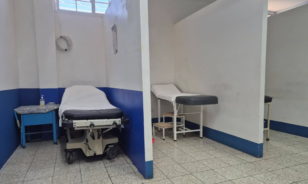 Hospital de Chiquimula mejora espacios en área de extracción de sangre
