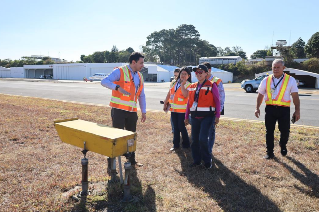 DGAC fortalece la seguridad aérea con la formación de inspectores especializados