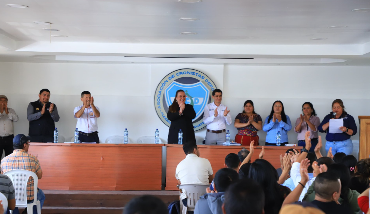 Mineduc reconoce la labor de la educación extraescolar