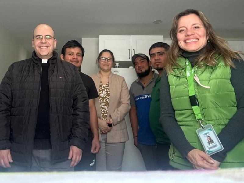 Minex brinda atención consular a guatemaltecos que trabajan temporalmente en Canadá