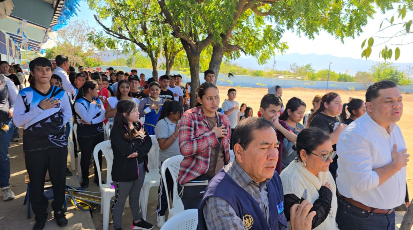 Alumnos del INEB de Telesecundaria de Zacapa arrancan actividades académicas