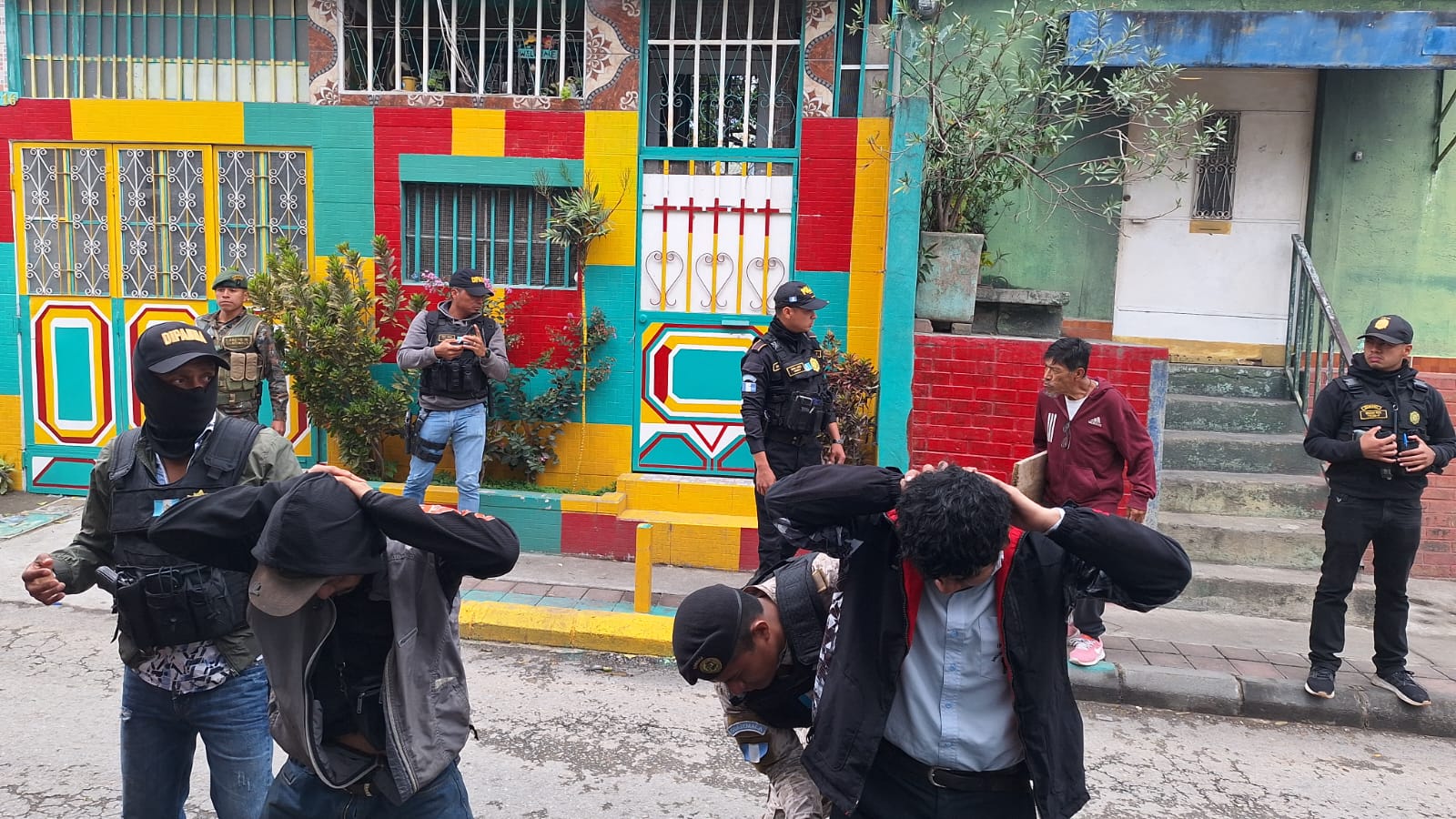 Operación Centinela: PNC y Ejército refuerzan seguridad en colonia Alameda II, zona 18