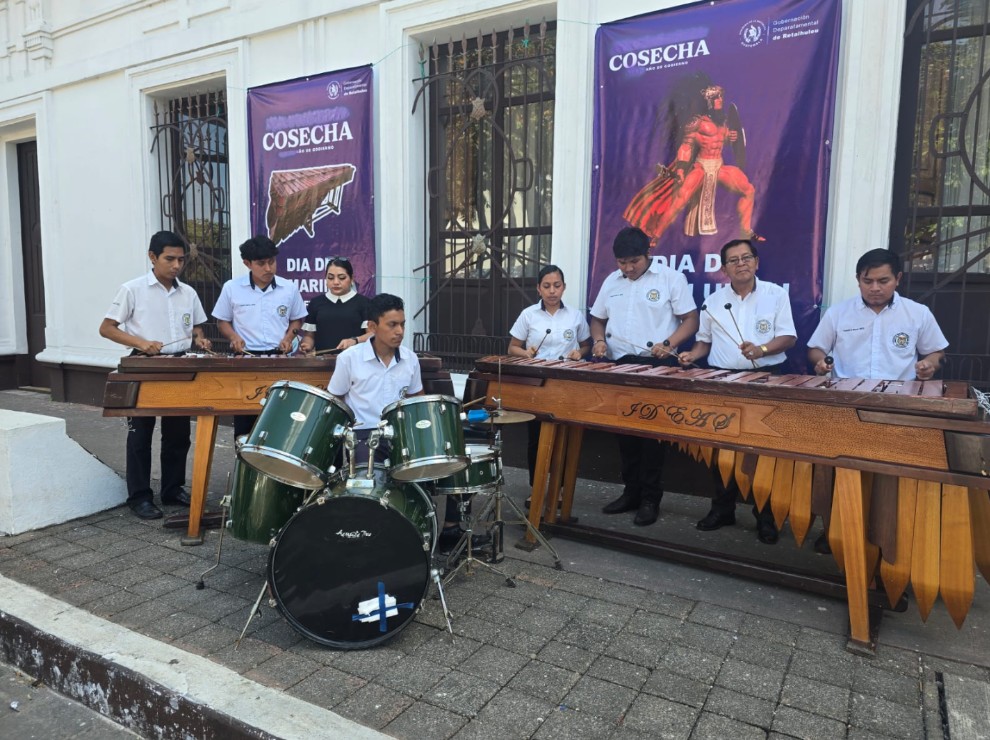 Retalhuleu conmemora el Día de Tecún Umán y el Día Nacional de la Marimba con acto cívico y homenaje cultural