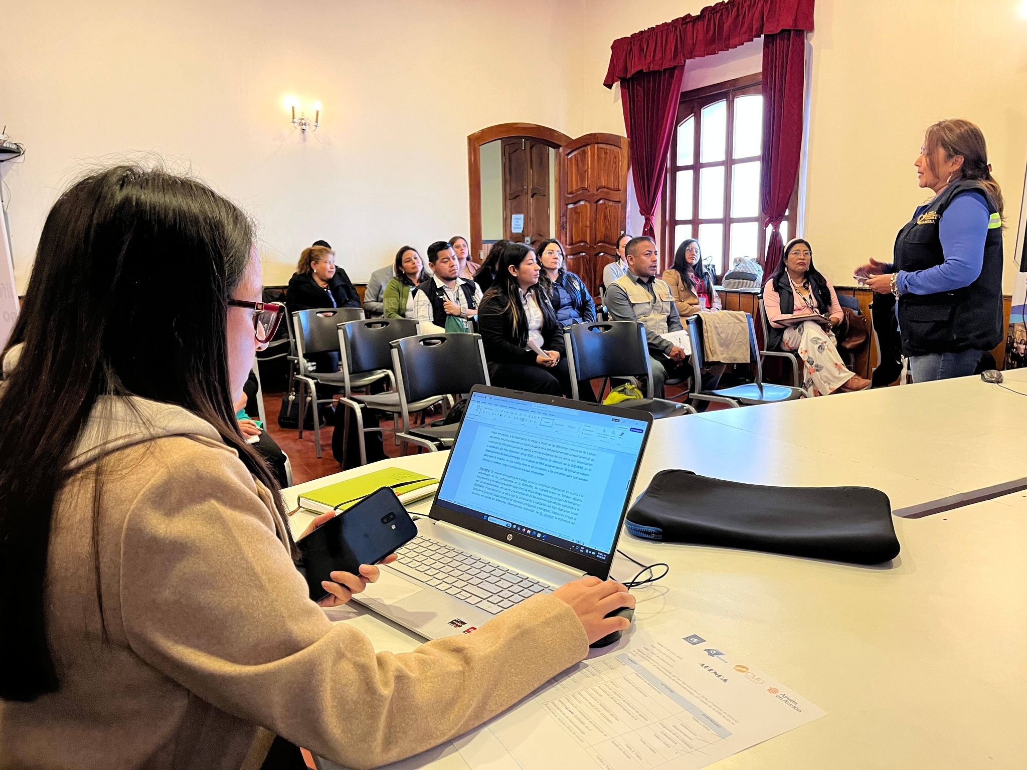 Socializan y validan POA de la Comisión Departamental de Atención al Migrante y Refugiados de Huehuetenango