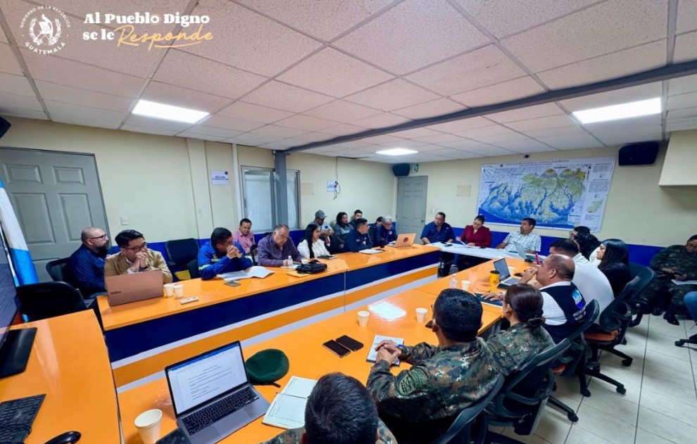 Siguen las acciones para la reconstrucción en San Vicente Pacaya y Palín por sismos registrados en 2025