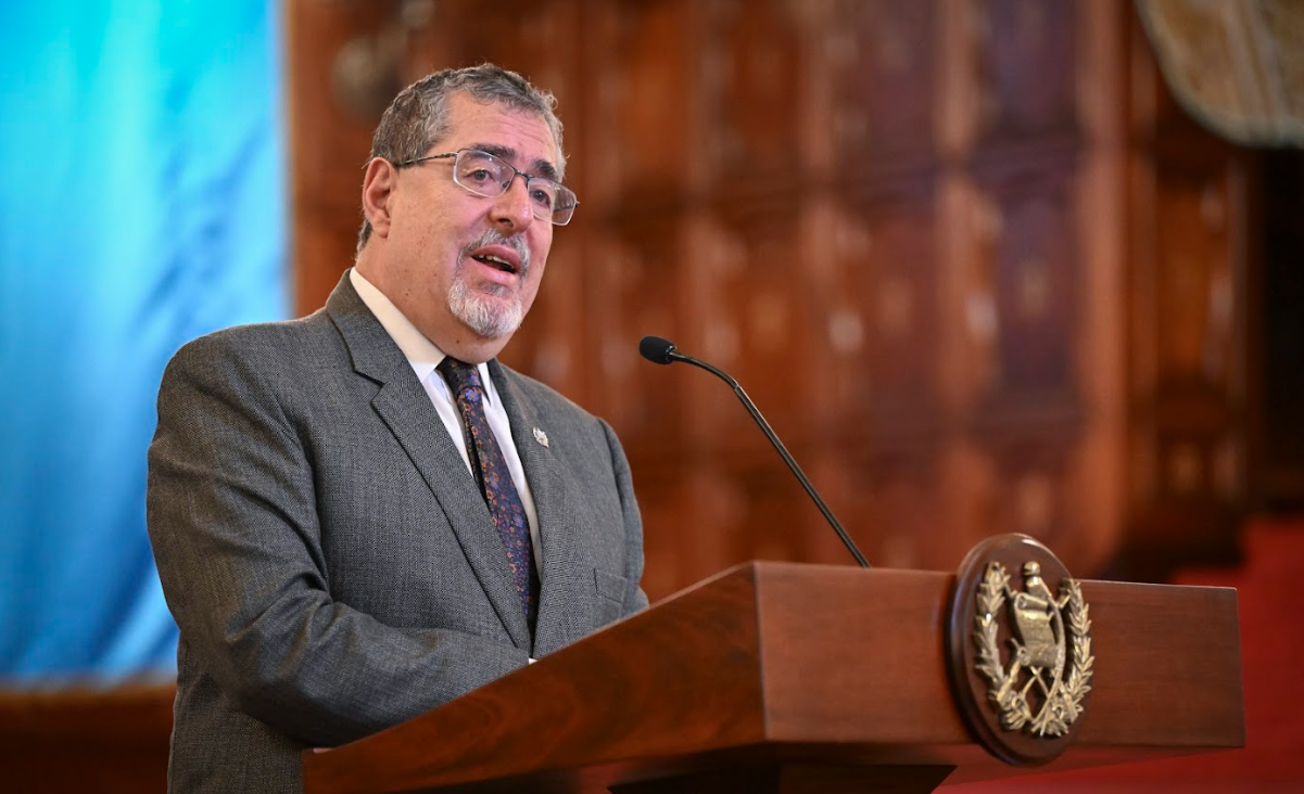 Presidente: “Estamos trabajando para convertir a Guatemala en una economía más atractiva para la inversión”