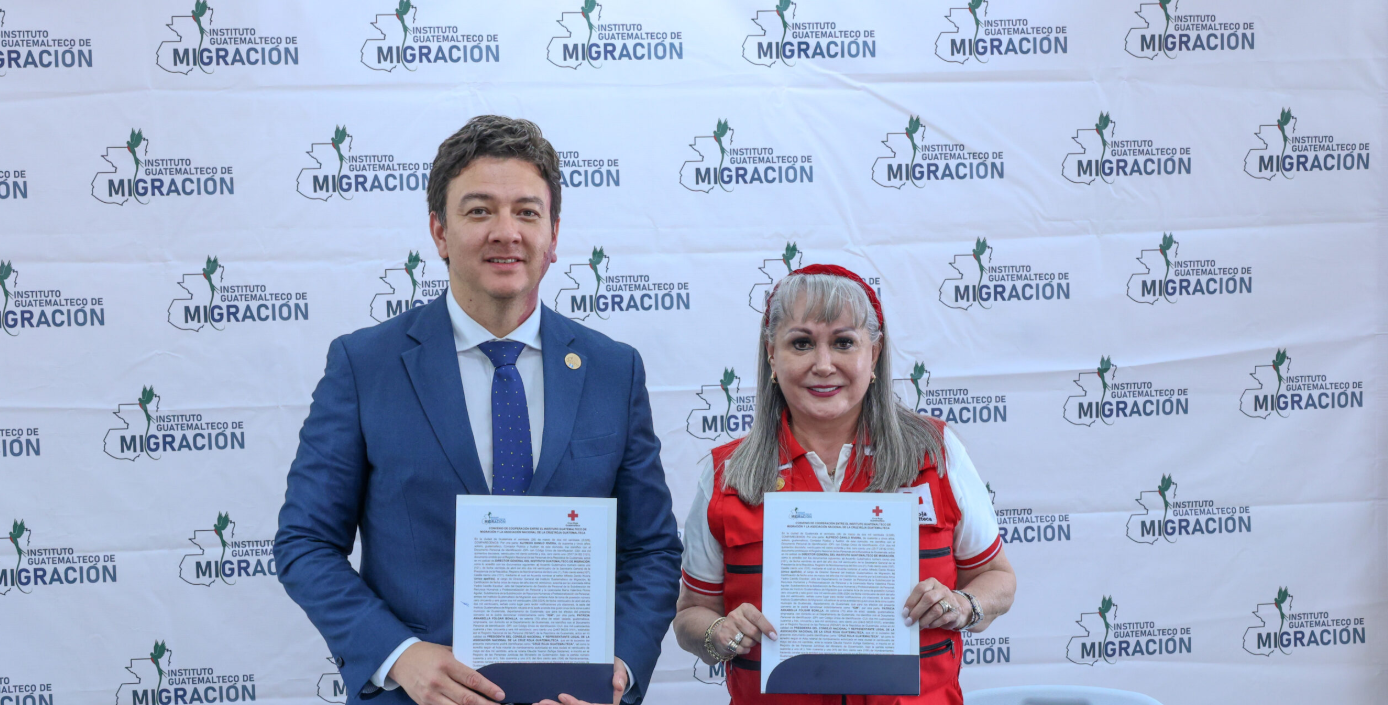 IGM y Cruz Roja Guatemalteca firman convenio para fortalecer la protección de personas migrantes