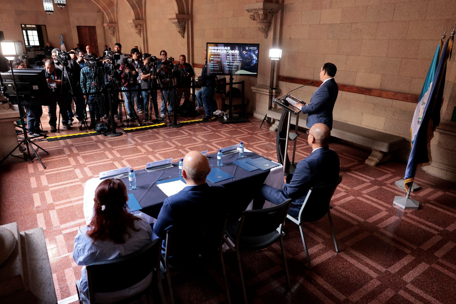 Presidente Arévalo destaca avances en seguridad y anuncia nueva medida para seis departamentos