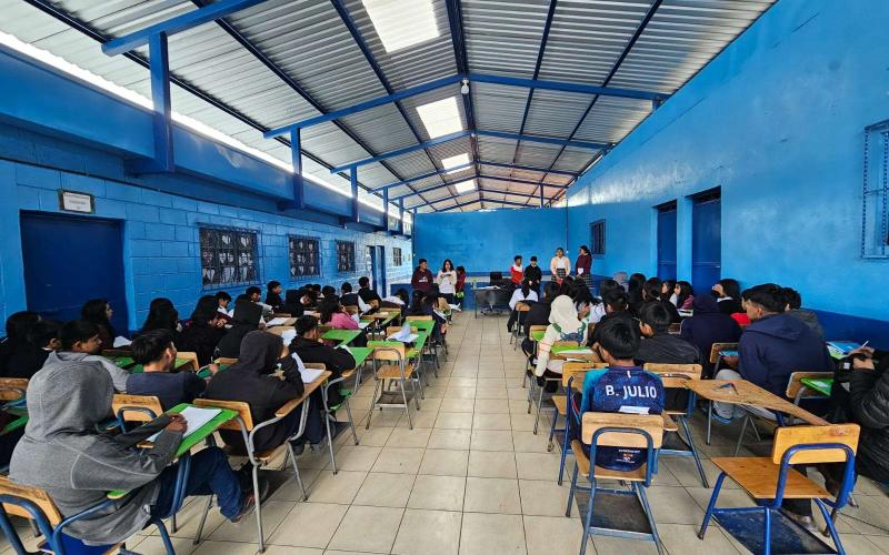 Ministerio de Cultura promueve el uso de idiomas nacionales en los servicios públicos