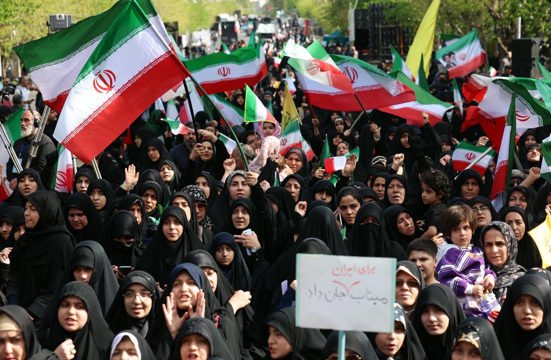 Italia advierte que la población iraní “no puede ni debe pagar” por sus gobernantes