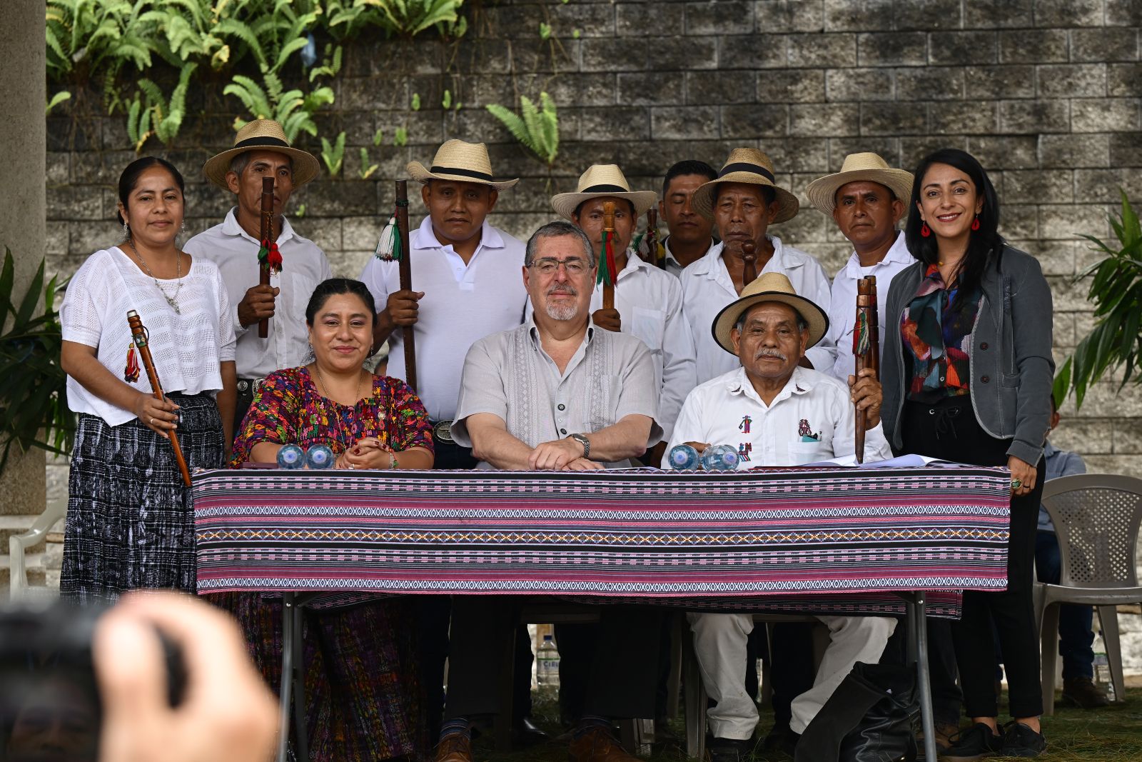 Presidente Arévalo: autoridades comunitarias, “importante símbolo de la democracia en el país”