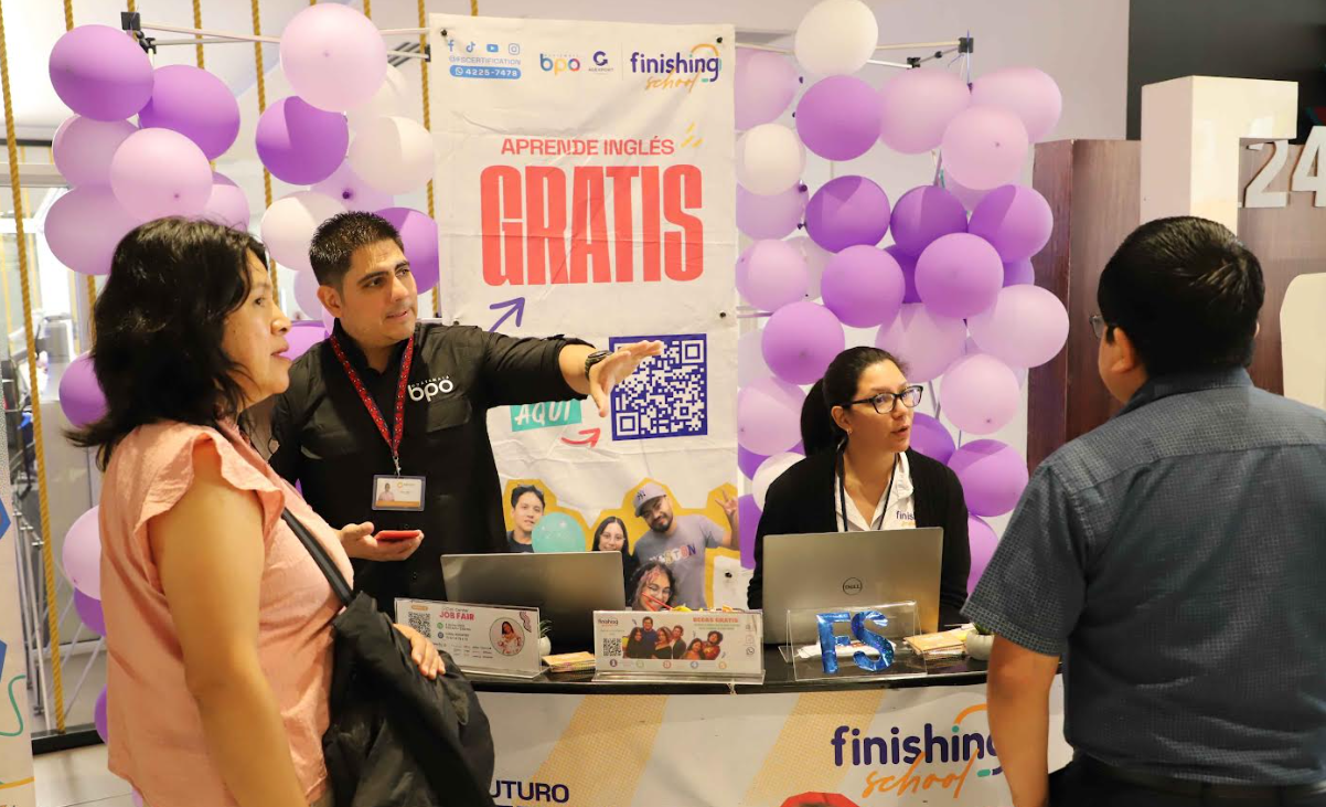 Sector de Contact Center & BPO, más de mil oportunidades laborales y 300 becas de inglés