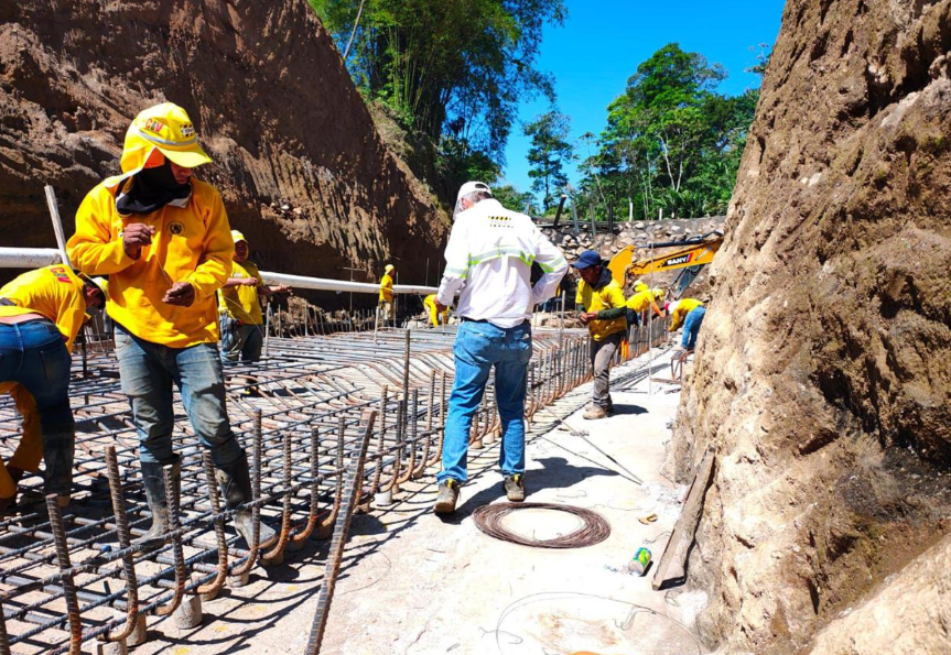 Rehabilitación de la ruta Cito-180 avanza con la construcción de bóveda