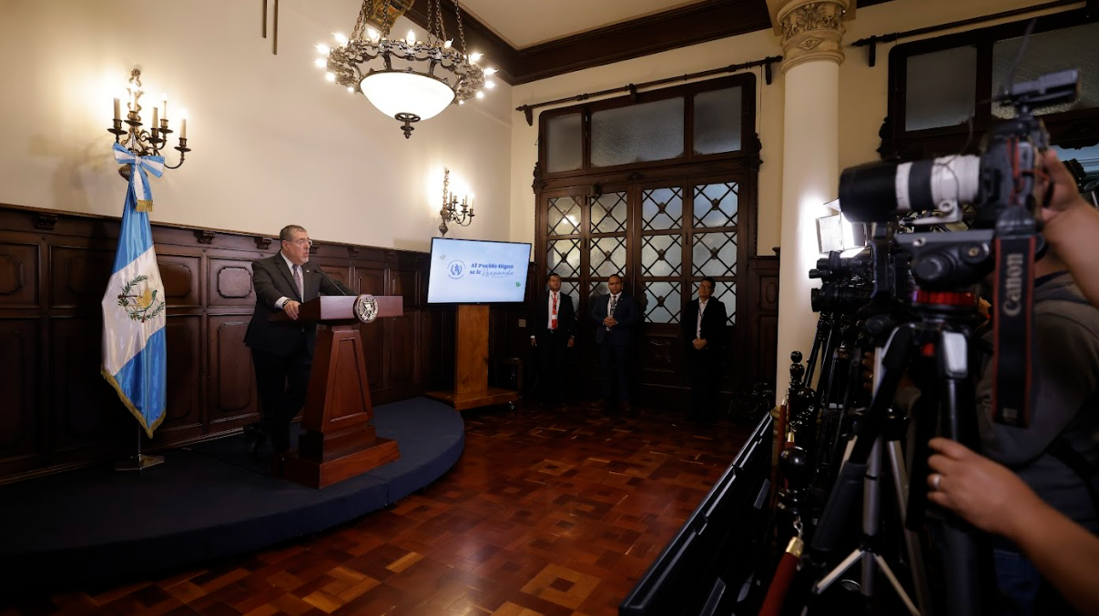 Presidente: “Debemos volver a una Corte de Constitucionalidad que ocupe un lugar central en el sistema jurídico”