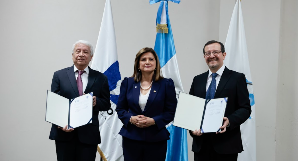 Alianza entre Senacyt y Flacso impulsa el desarrollo de la ciencia en el país
