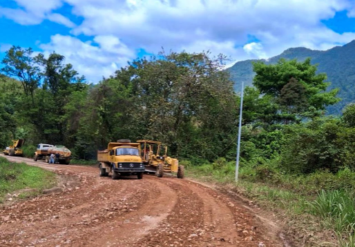 Proyecto vial de la Zona Paz en Alta Verapaz presenta avances en la mejora de la ruta