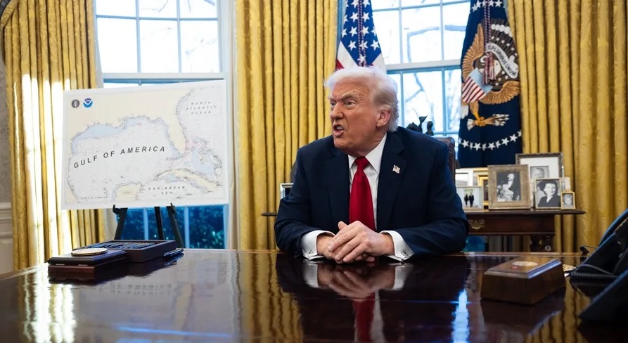 Trump insiste con desatar “el infierno” en Irán el martes si no reabre Ormuz
