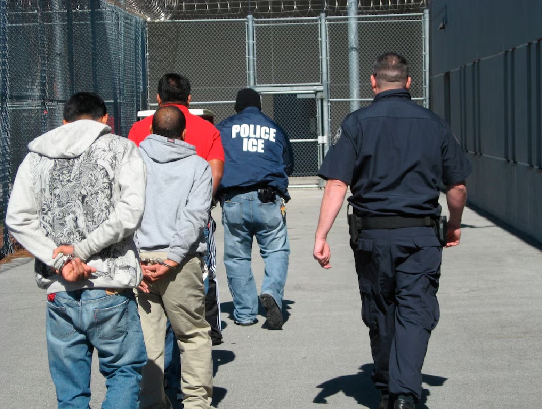 ICE en Miami lidera arrestos migratorios en EE. UU. desde el retorno de Trump, con 120 al día