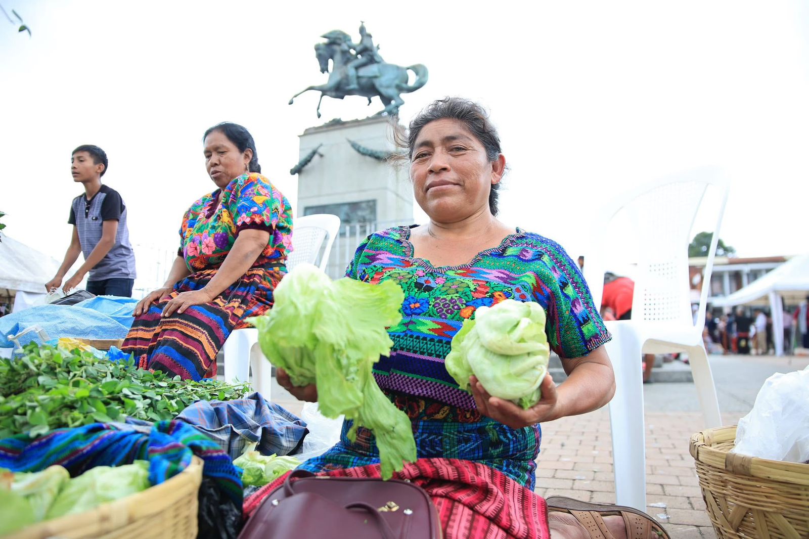 Feria del Agricultor llega este 30 de abril a la capital y San Bartolomé Milpas Altas