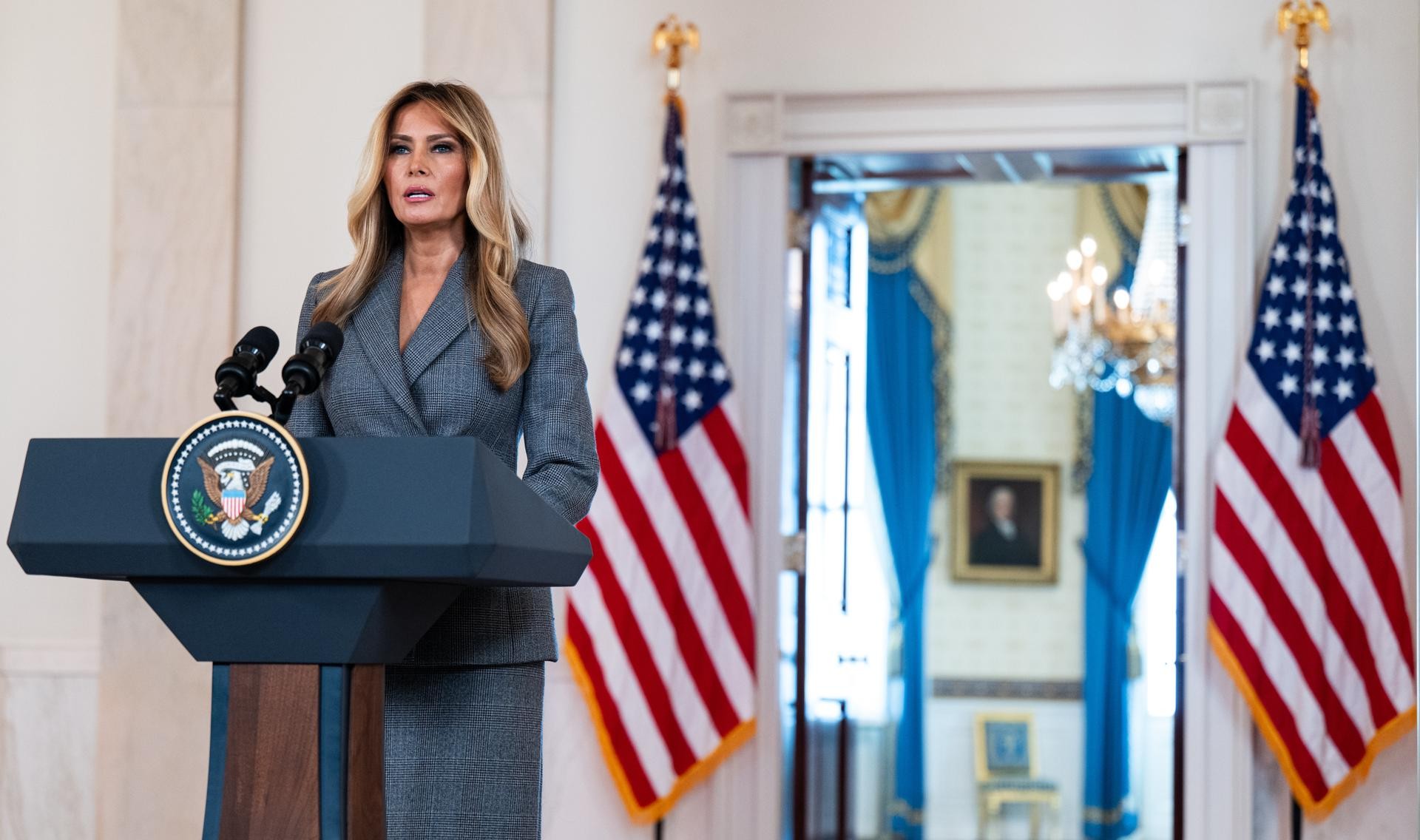 Inusual discurso de Melania Trump sobre Epstein agranda especulación en vez de disiparla