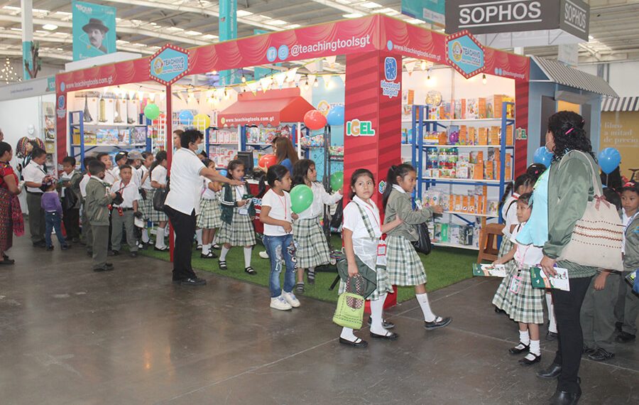 Centros educativos podrán acceder a apoyo de transporte para visitar Filgua